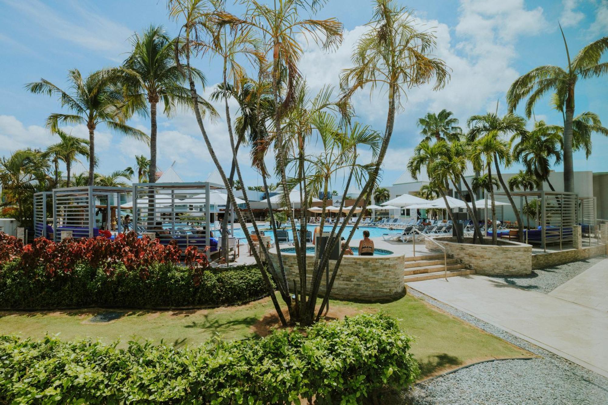 The Mill Resort And Suites Palm Beach Exterior photo